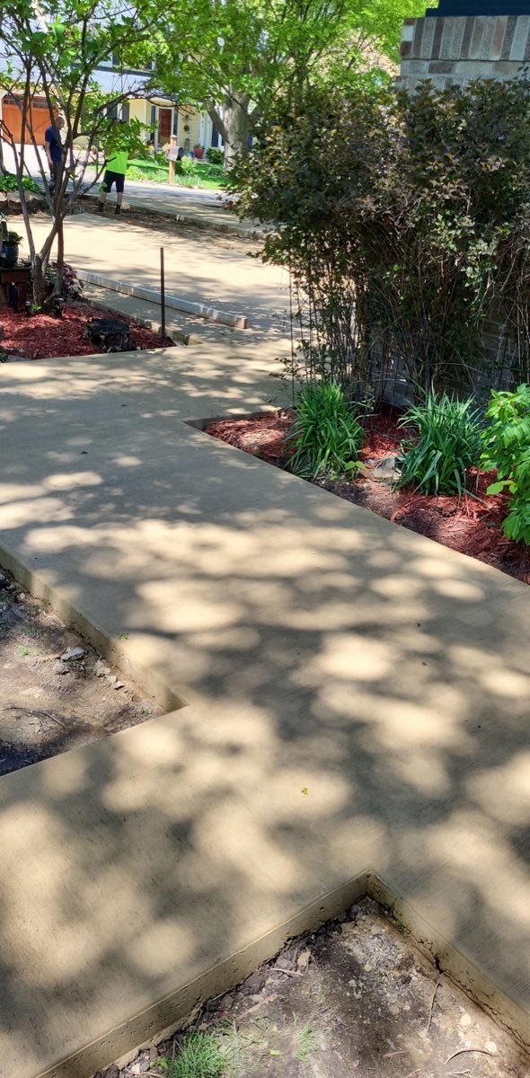 Concrete walkway